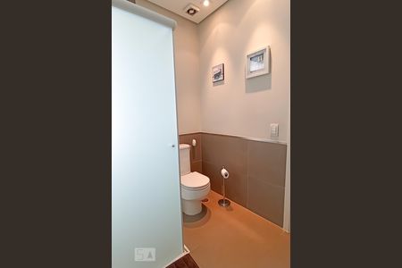 Casa de condomínio à venda com 500m², 5 quartos e 4 vagasBanheiro suíte 2