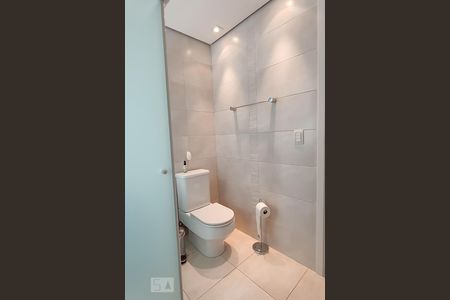 Casa de condomínio à venda com 500m², 5 quartos e 4 vagasBanheiro suíte 3