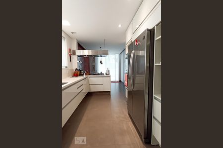 Casa de condomínio à venda com 500m², 5 quartos e 4 vagasCozinha