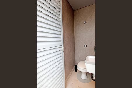 Casa de condomínio à venda com 500m², 5 quartos e 4 vagasLavabo área externa