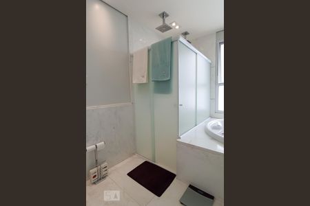 Casa de condomínio à venda com 500m², 5 quartos e 4 vagasBanheiro suíte master