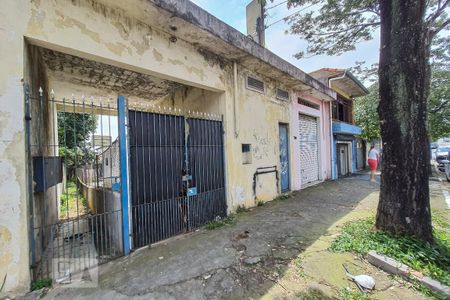Casa à venda com 190m², 2 quartos e 1 vagaFachada