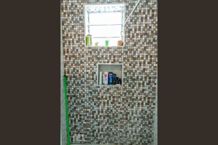 Casa à venda com 160m², 4 quartos e 2 vagas Casa à venda com 160m², 4 quartos e 2 vagasBanheiro 2