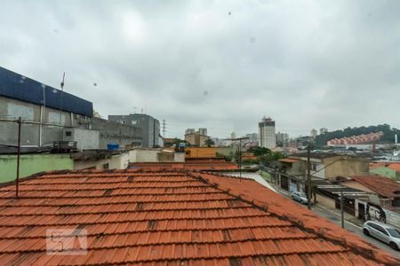 Casa à venda com 160m², 4 quartos e 2 vagas Casa à venda com 160m², 4 quartos e 2 vagasVista