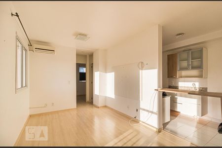 Sala de apartamento para alugar com 2 quartos, 56m² em Protásio Alves, Porto Alegre