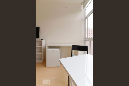 Studio para alugar com 26m², 1 quarto e sem vagaQuarto