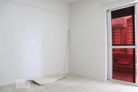 Suíte de apartamento para alugar com 3 quartos, 107m² em Setor Bela Vista, Goiânia