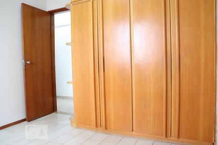 Apartamento para alugar com 107m², 3 quartos e 1 vagaQuarto 2