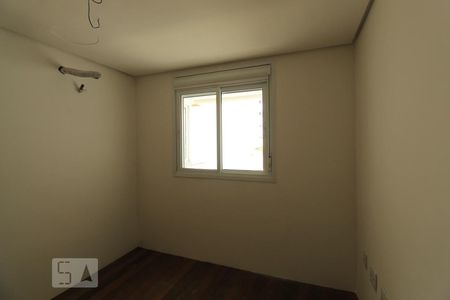 Quarto de kitnet/studio à venda com 1 quarto, 71m² em Menino Deus, Porto Alegre