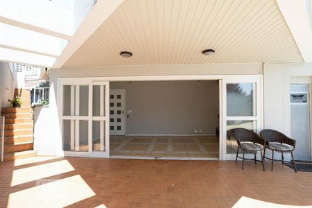 Casa à venda com 297m², 3 quartos e 2 vagasÁrea Externa