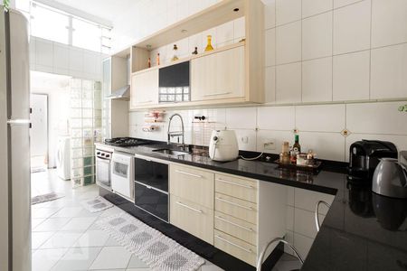 Casa à venda com 297m², 3 quartos e 2 vagasCozinha