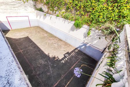 Casa à venda com 750m², 5 quartos e 5 vagasÁrea Externa - Quadra