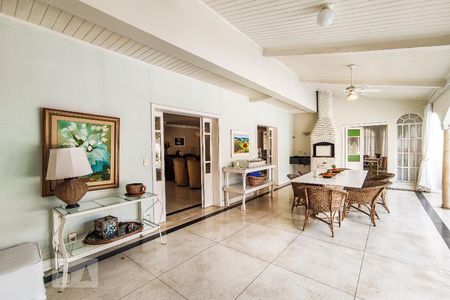 Casa à venda com 750m², 5 quartos e 5 vagasVaranda