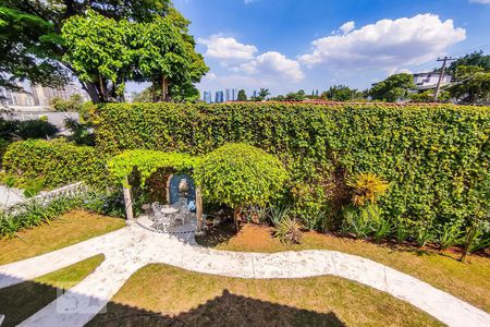 Casa à venda com 750m², 5 quartos e 5 vagasVista Suíte 1