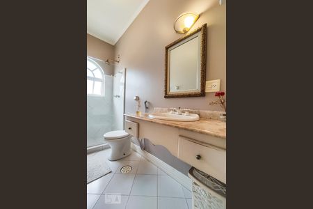 Casa à venda com 750m², 5 quartos e 5 vagasBanheiro Suíte 5