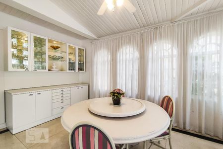 Casa à venda com 750m², 5 quartos e 5 vagasSala de Almoço