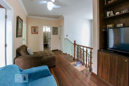 Casa à venda com 410m², 5 quartos e 4 vagas Casa à venda com 410m², 5 quartos e 4 vagasSala 3