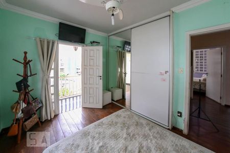 Casa à venda com 410m², 5 quartos e 4 vagas Casa à venda com 410m², 5 quartos e 4 vagasQuarto 1