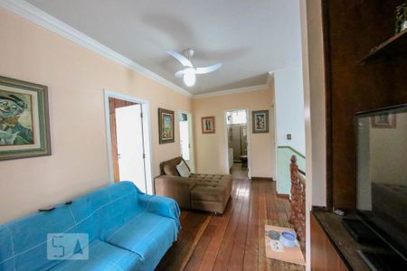 Casa à venda com 410m², 5 quartos e 4 vagas Casa à venda com 410m², 5 quartos e 4 vagasSala 3