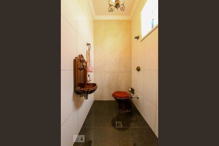 Casa à venda com 410m², 5 quartos e 4 vagas Casa à venda com 410m², 5 quartos e 4 vagasLavabo