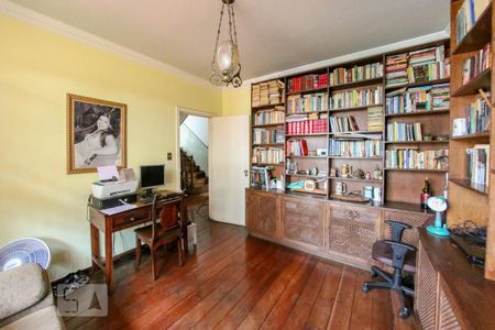 Casa à venda com 410m², 5 quartos e 4 vagas Casa à venda com 410m², 5 quartos e 4 vagasSala 2