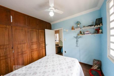 Casa à venda com 410m², 5 quartos e 4 vagas Casa à venda com 410m², 5 quartos e 4 vagasQuarto 2