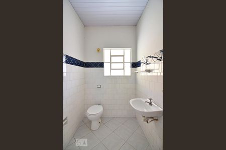 Casa à venda com 161m², 3 quartos e 3 vagasBanheiro da Edícula 