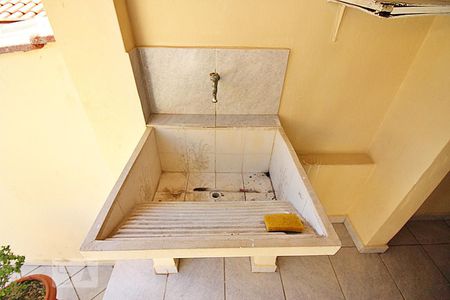 Casa à venda com 161m², 3 quartos e 3 vagasLavanderia da Edícula 