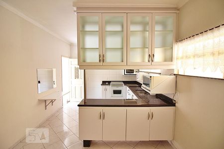 Casa à venda com 161m², 3 quartos e 3 vagasCozinha