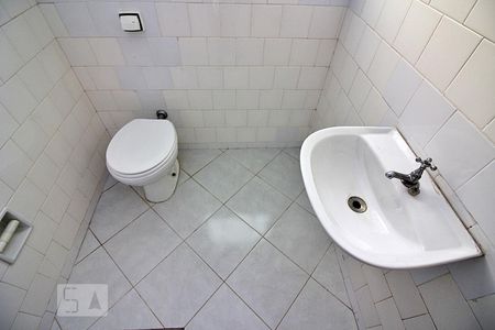 Casa à venda com 161m², 3 quartos e 3 vagasBanheiro da Edícula 
