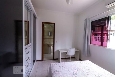 Suíte de casa para alugar com 2 quartos, 68m² em Ingleses do Rio Vermelho, Florianópolis