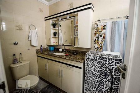 Apartamento à venda com 179m², 4 quartos e 3 vagasBanheiro da Suíte