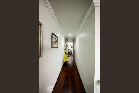 Apartamento à venda com 179m², 4 quartos e 3 vagasCorredor