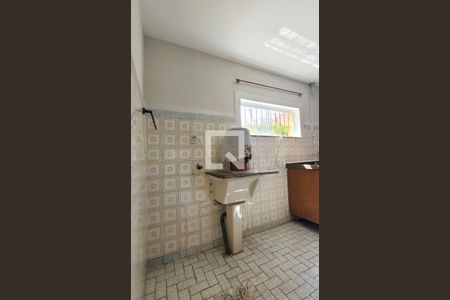 Casa à venda com 226m², 3 quartos e 4 vagasLavanderia