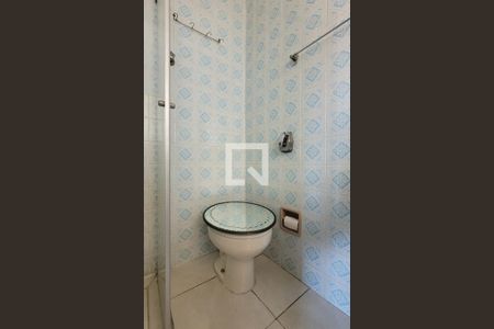 Casa à venda com 226m², 3 quartos e 4 vagasBanheiro da suíte