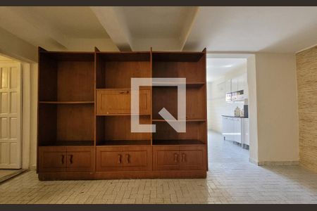 Casa à venda com 226m², 3 quartos e 4 vagasSala 2