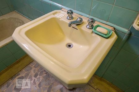 Apartamento para alugar com 168m², 3 quartos e 2 vagasBanheiro Social