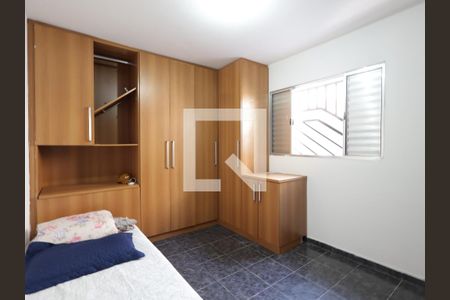 Quarto 2 de casa à venda com 3 quartos, 175m² em Jardim Taboao, São Paulo