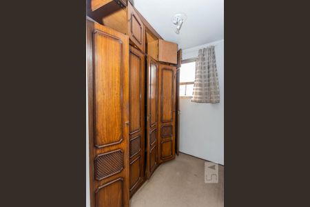 Casa à venda com 141m², 3 quartos e 5 vagasCloset