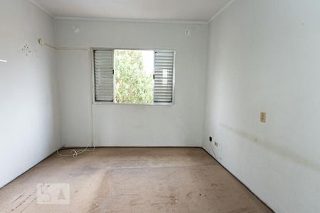 Casa à venda com 141m², 3 quartos e 5 vagasSuite