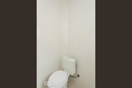 Apartamento para alugar com 65m², 2 quartos e sem vagaBANHEIRO