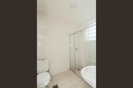 Apartamento para alugar com 65m², 2 quartos e sem vagaBANHEIRO