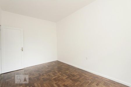 QUARTO 1 de apartamento para alugar com 2 quartos, 65m² em Floresta, Porto Alegre