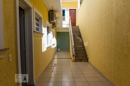 Casa à venda com 800m², 4 quartos e 8 vagasCorredor Externo