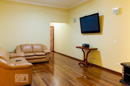 Sala de TV de casa para alugar com 4 quartos, 800m² em Freguesia do Ó, São Paulo