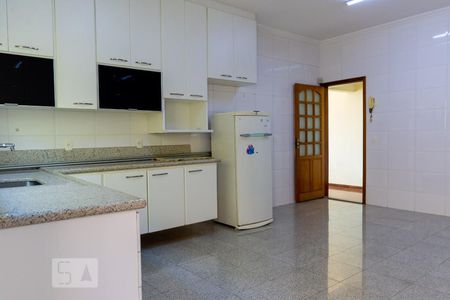 Casa à venda com 800m², 4 quartos e 8 vagasCozinha