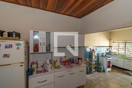 Casa à venda com 150m², 3 quartos e 3 vagas Casa à venda com 150m², 3 quartos e 3 vagasCozinha