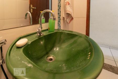 Casa para alugar com 260m², 6 quartos e 8 vagasBanheiro