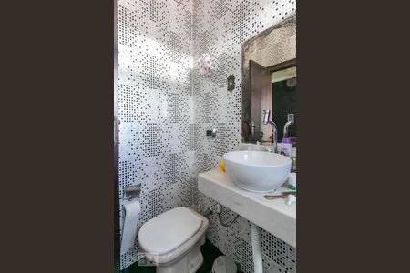 Casa para alugar com 260m², 6 quartos e 8 vagasBanheiro da Suíte