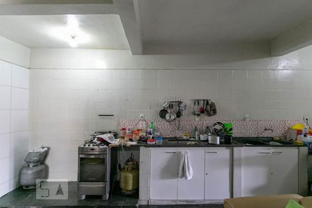 Casa para alugar com 260m², 6 quartos e 8 vagasCozinha e Área de Serviço